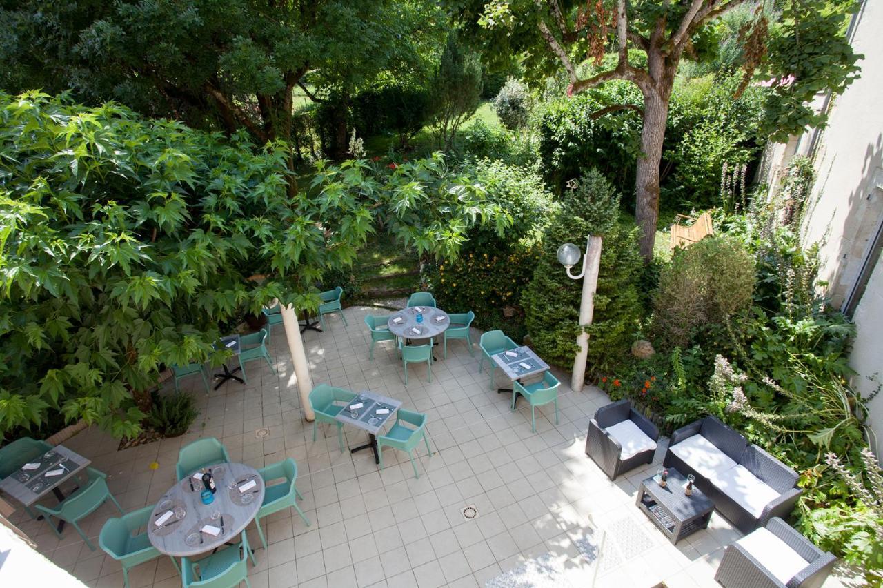Hotel Le Lion D'Or Manzac-sur-Vern Zewnętrze zdjęcie