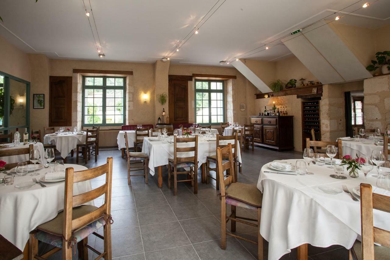 Hotel Le Lion D'Or Manzac-sur-Vern Zewnętrze zdjęcie